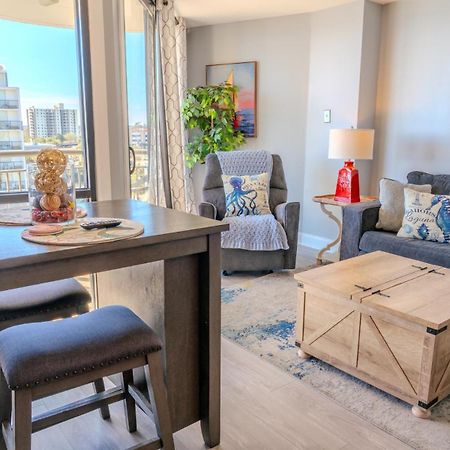 Ocean View Double Suite! Sleeps 4 Meridian Plaza 705 Миртл-Бич Экстерьер фото