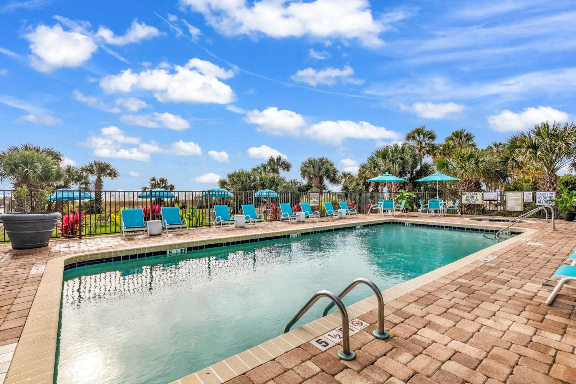 Ocean View Double Suite! Sleeps 4 Meridian Plaza 705 Миртл-Бич Экстерьер фото
