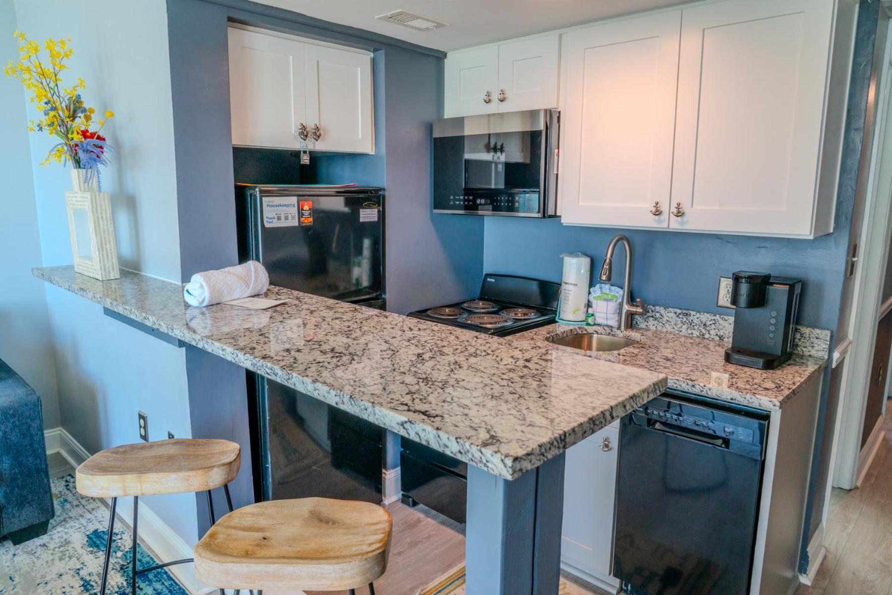 Ocean View Double Suite! Sleeps 4 Meridian Plaza 705 Миртл-Бич Экстерьер фото